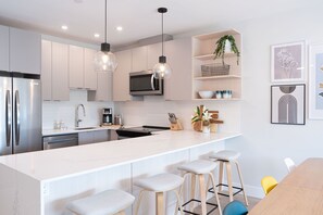 Condo | Private kitchen