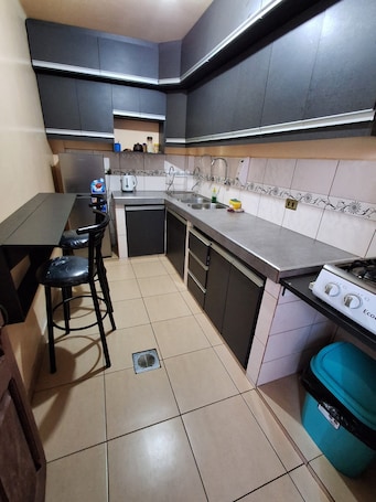 Basic Room, Non Smoking | Private kitchen