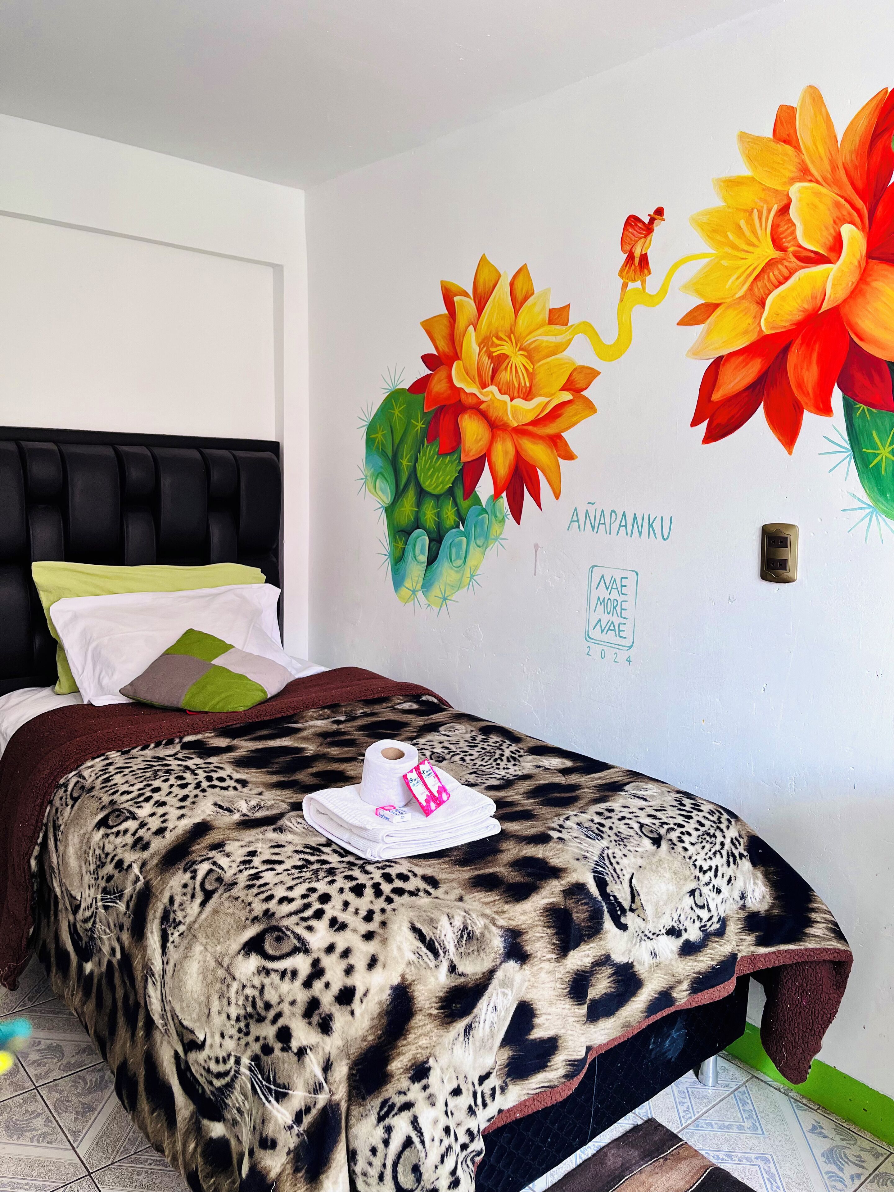 Basic Room, 1 Large Single Bed, Non Smoking | 3 bedrooms, individually decorated, individually furnished