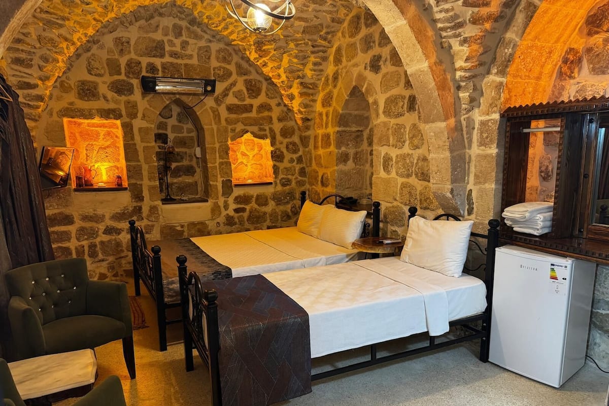 Deluxe Triple Room | Free WiFi, bed sheets