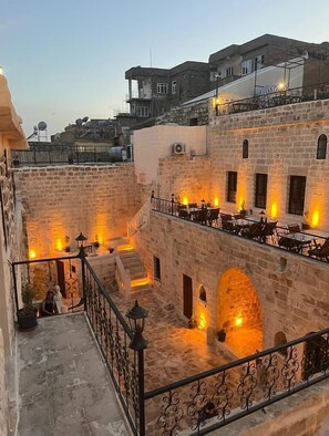 TV - Ağa Konağı (Mardin)