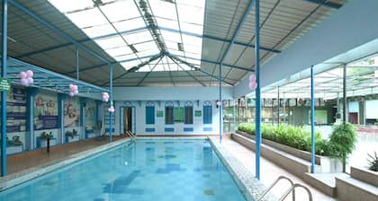 Golden Days Resort and Spa