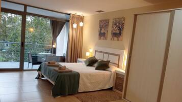 2 chambres, fer et planche Ă repasser, lit parapluie, Wi-Fi gratuit