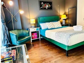 1 habitación y caja de seguridad en la habitación 