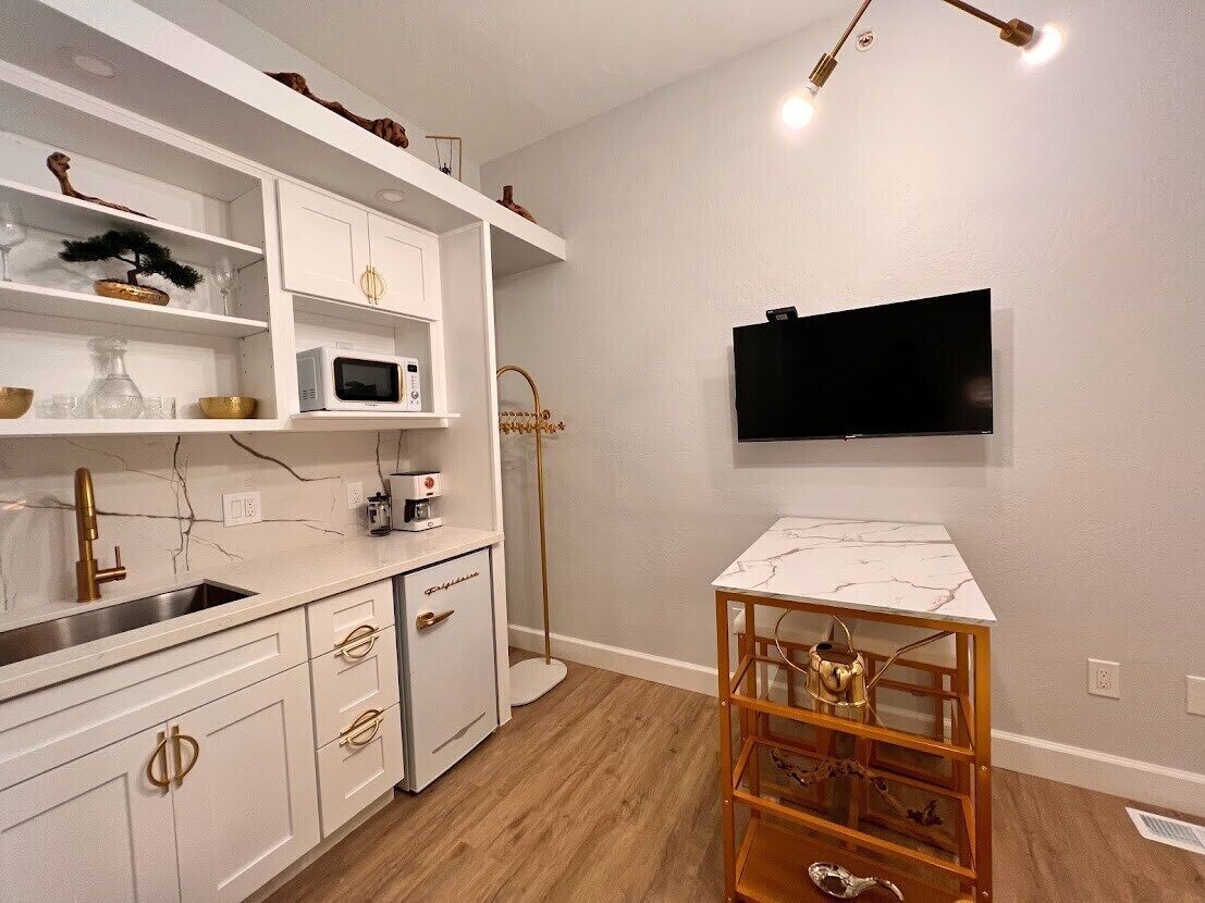 Photo - Somerset Hotel