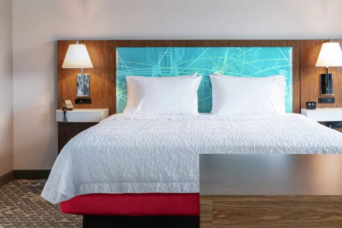 Standard Single Room | 1 bedroom, iron/ironing board, free WiFi