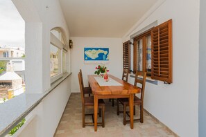 Economy Apartment | Terrace/patio - Apartment Hrg (Vir)