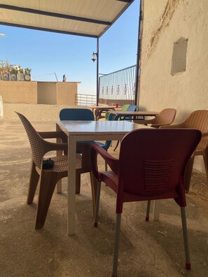 经典三人房 | 露台