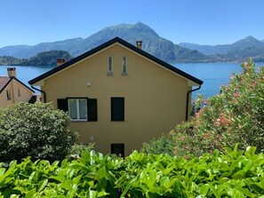 Exterior - The Terrace on the lake (Fiumelatte)