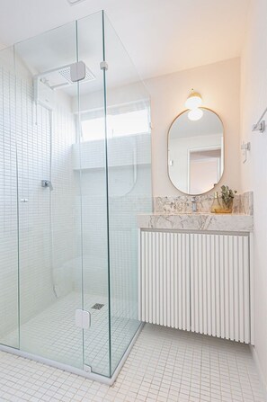 Apartment | Badezimmer