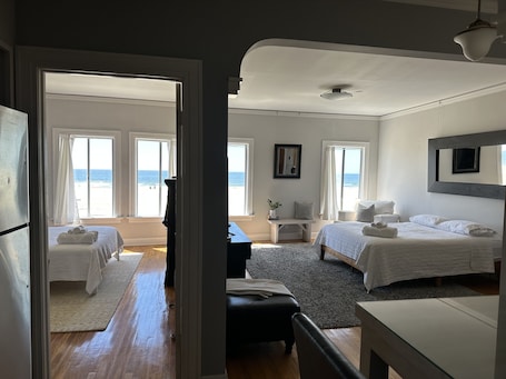 Deluxe Suite | Beach/ocean view