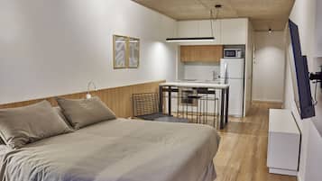 1 dormitorio, ropa de cama de alta calidad, edredones de plumas