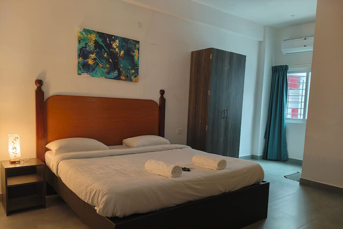 Appartamento familiare, vista mare | 3 camere, una scrivania, postazione laptop, insonorizzazione