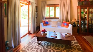 Senior House | Living area