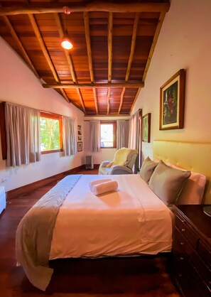 Senior House | 1 bedroom, free WiFi