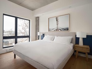 Sengetøy av topp kvalitet, Tempur-Pedic-senger og minibar