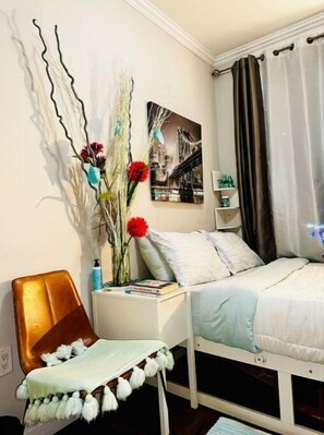 3 Schlafzimmer, Zimmersafe, Schreibtisch, Bügeleisen/Bügelbrett