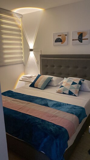 Apartamento exclusivo | Edredons de pluma, roupa de cama, acesso para cadeiras de rodas