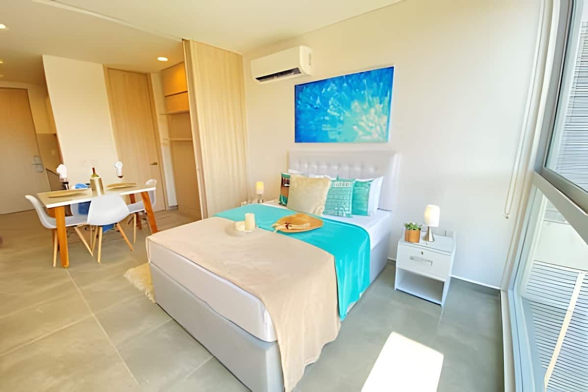 1 habitación, decoración personalizada y muebles diferentes