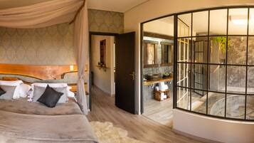 Honeymoon Chalet | 1 bedroom, individually decorated, individually furnished, free WiFi