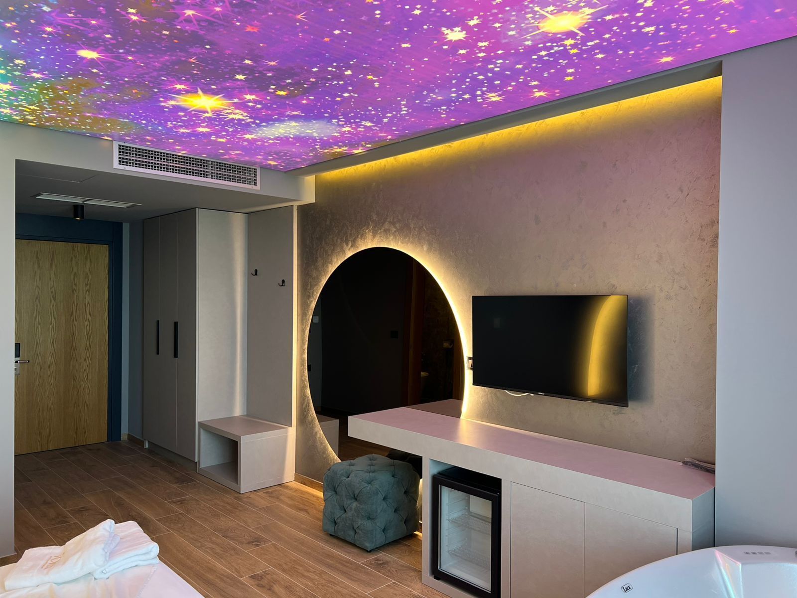 Superior tweepersoonskamer | Een bureau, gratis wifi, beddengoed