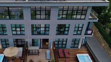 Overnatningsstedets facade