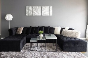 TV, fireplace, offices