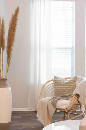 Interior - Boho Dream House - 5 minutes from the Airport! (San Antonio)