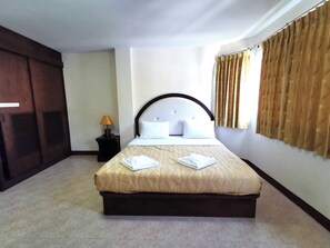Deluxe Room | Free WiFi - Kata Place Hotel (Karon)