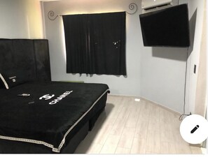 Apartment | 1 bedroom, in-room safe, soundproofing, free WiFi
