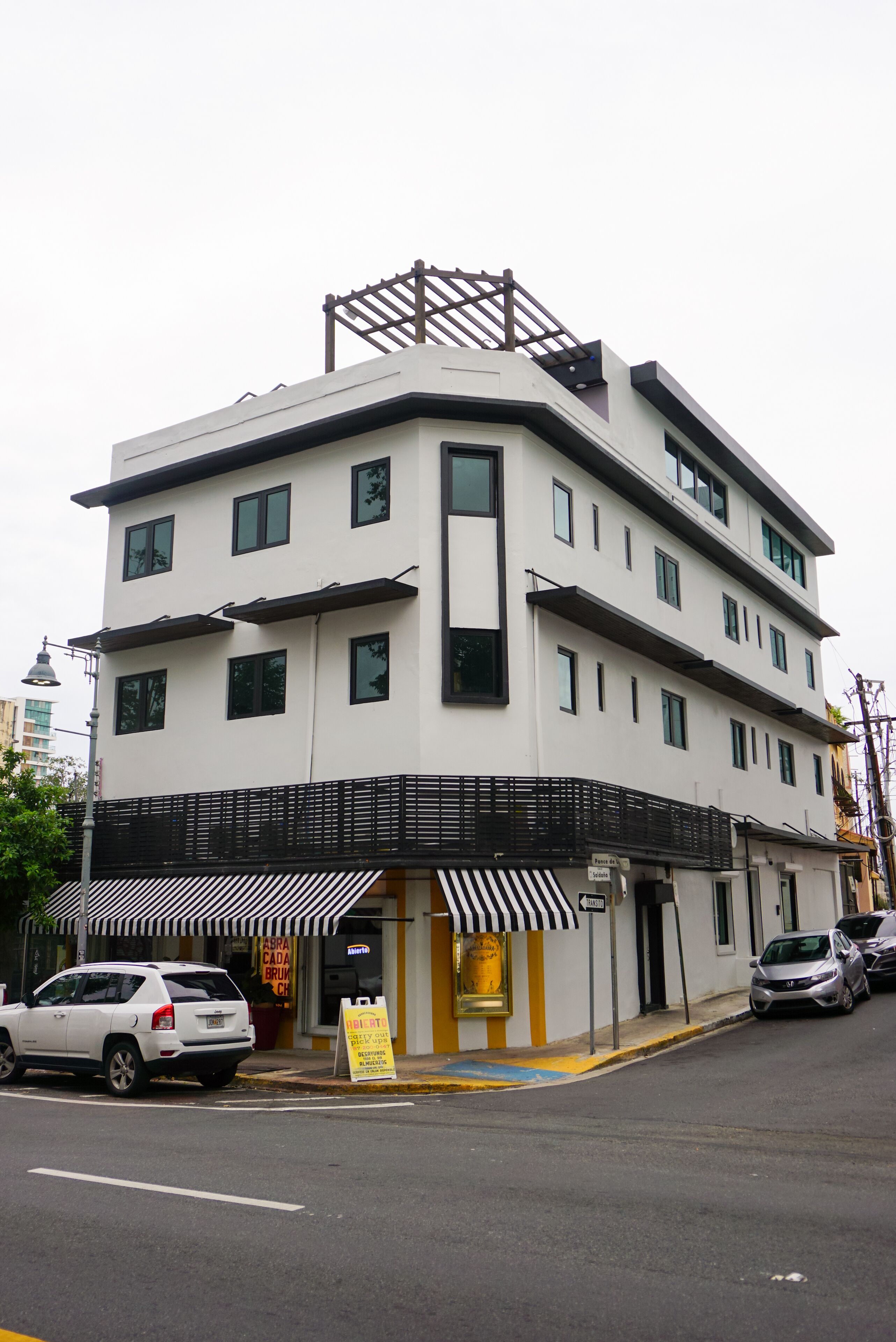 Photo - The Looking Glass Hotel