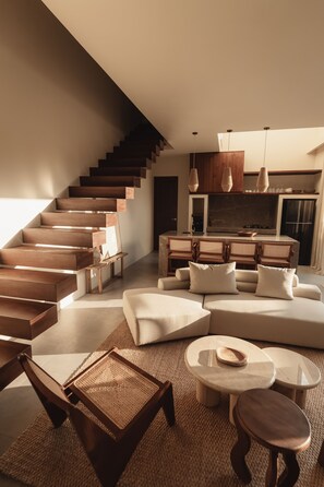Villa, 1 habitación | Sala de estar | Televisión de 43 pulgadas con canales por cable