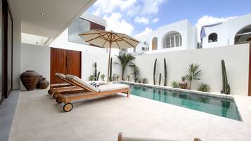 Villa, vue piscine | 1 chambre, draps en coton égyptien, literie de qualité supérieure
