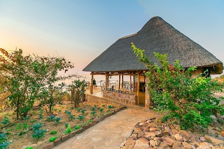 Reception. Akagera Rhino Lodge