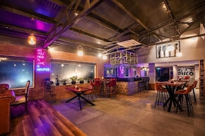 Nightclub - The Presidency Hotel In Bhubaneswar (Bhubaneshwar)
