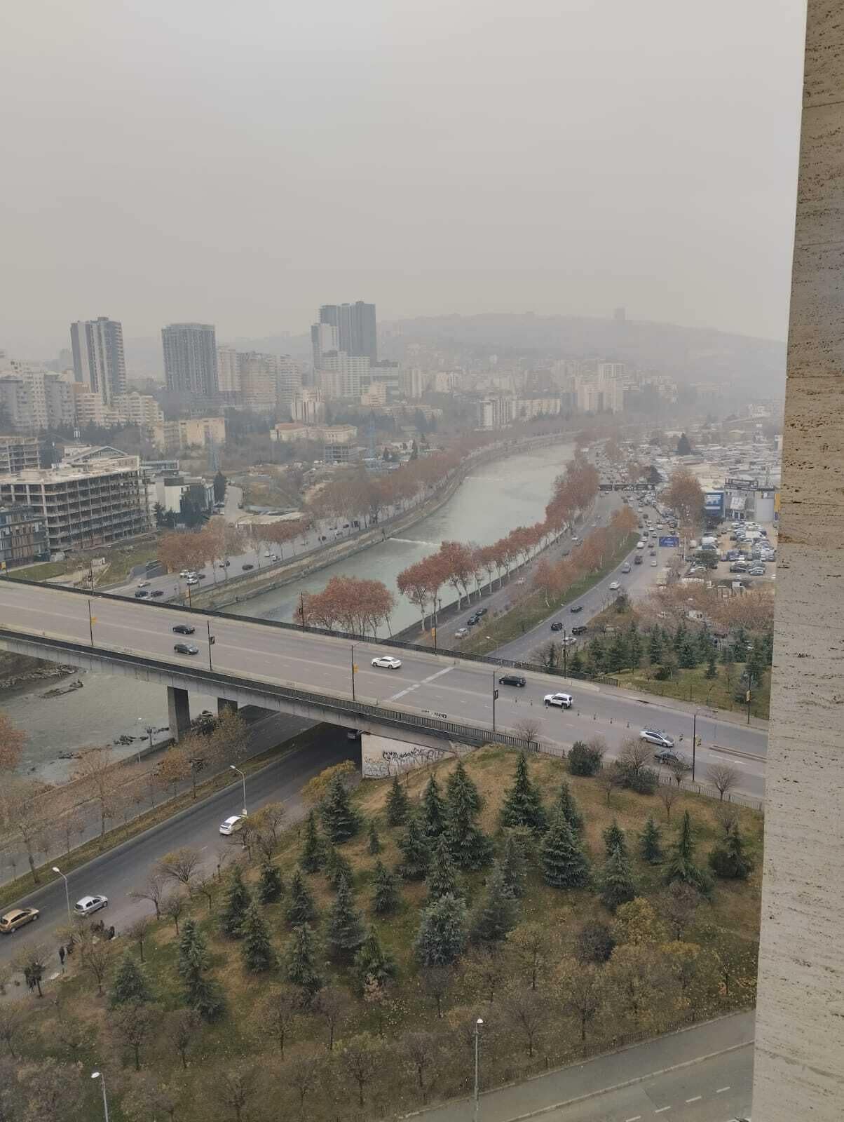 Foto - Sky by the river