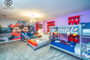 Familienvilla | 9 Schlafzimmer, Verdunkelungsvorhänge, Bügeleisen/Bügelbrett