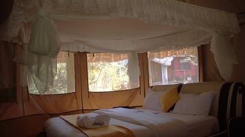 Phòng đơn cơ bản | Nôi (giường cho trẻ sơ sinh) miễn phí, nôi/cũi di động, bộ trải giường