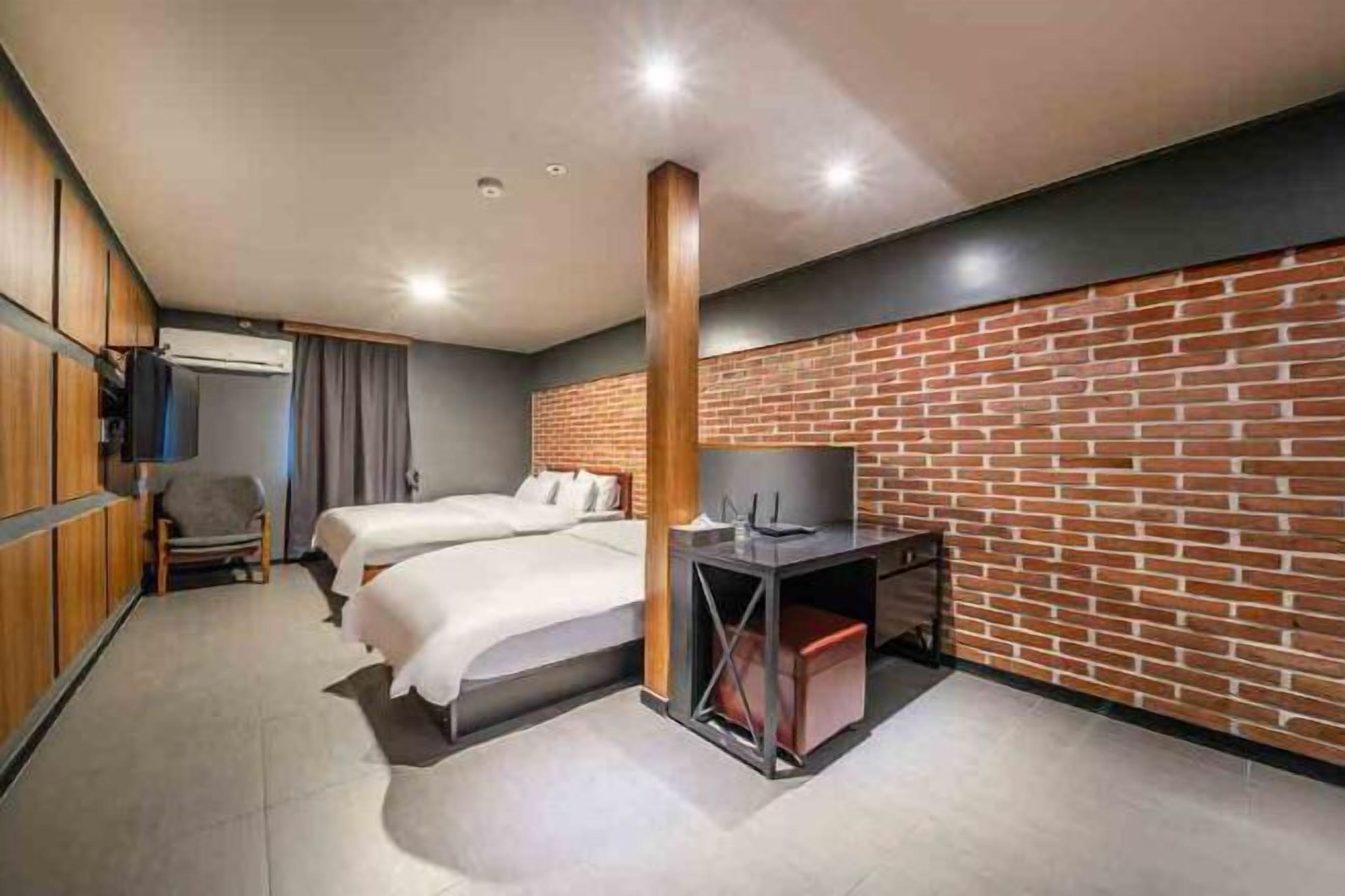 Individually decorated, individually furnished, free WiFi, bed sheets