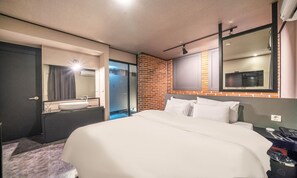 Kahden hengen deluxe-huone | Yksilöllisesti sisustettu, yksilöllisesti kalustettu, ilmainen Wi-Fi