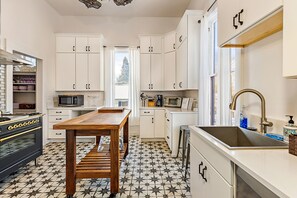 Maison Luxe, 2 chambres, baignoire, côté jardin | Cuisine privée