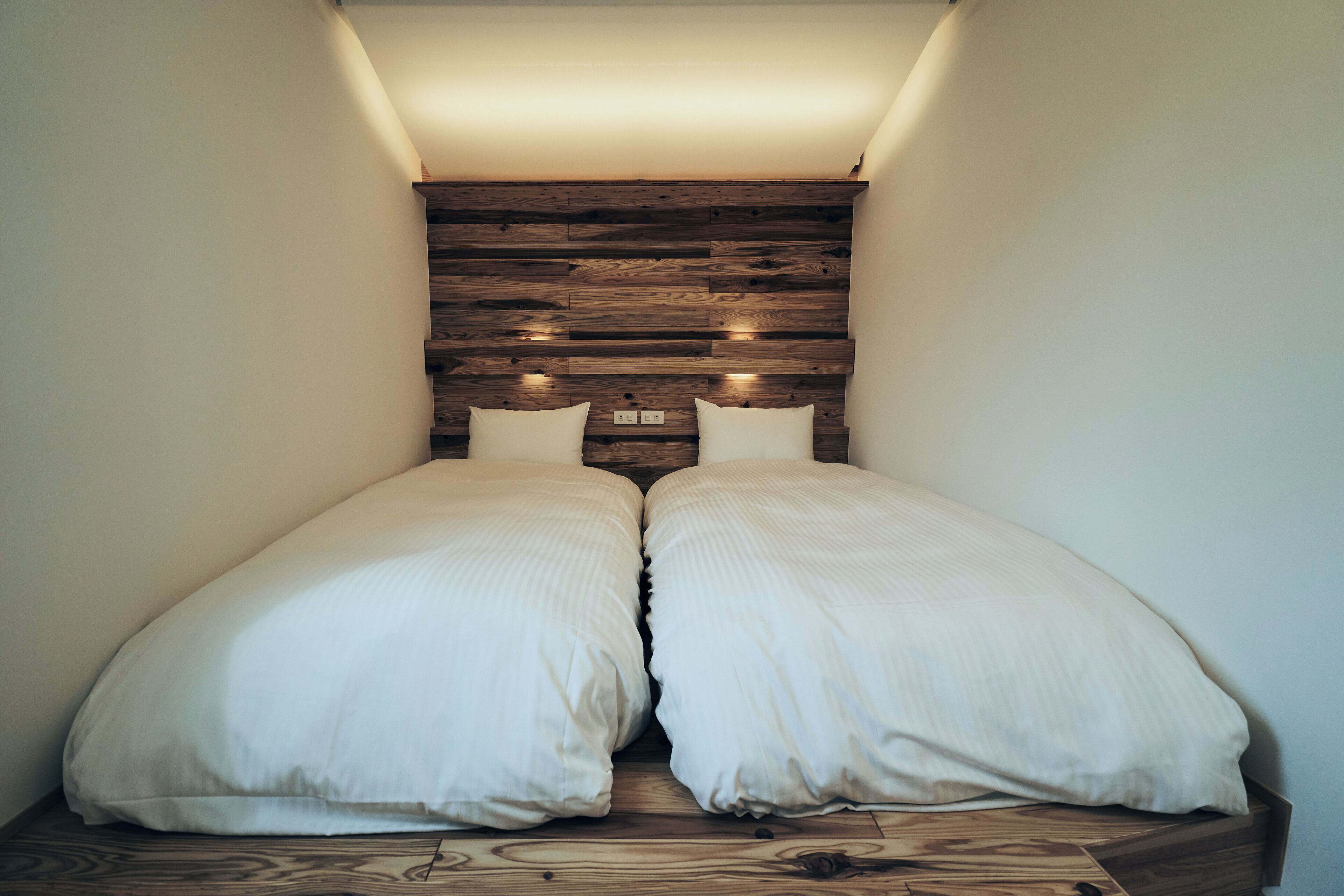 Down comforters, free WiFi