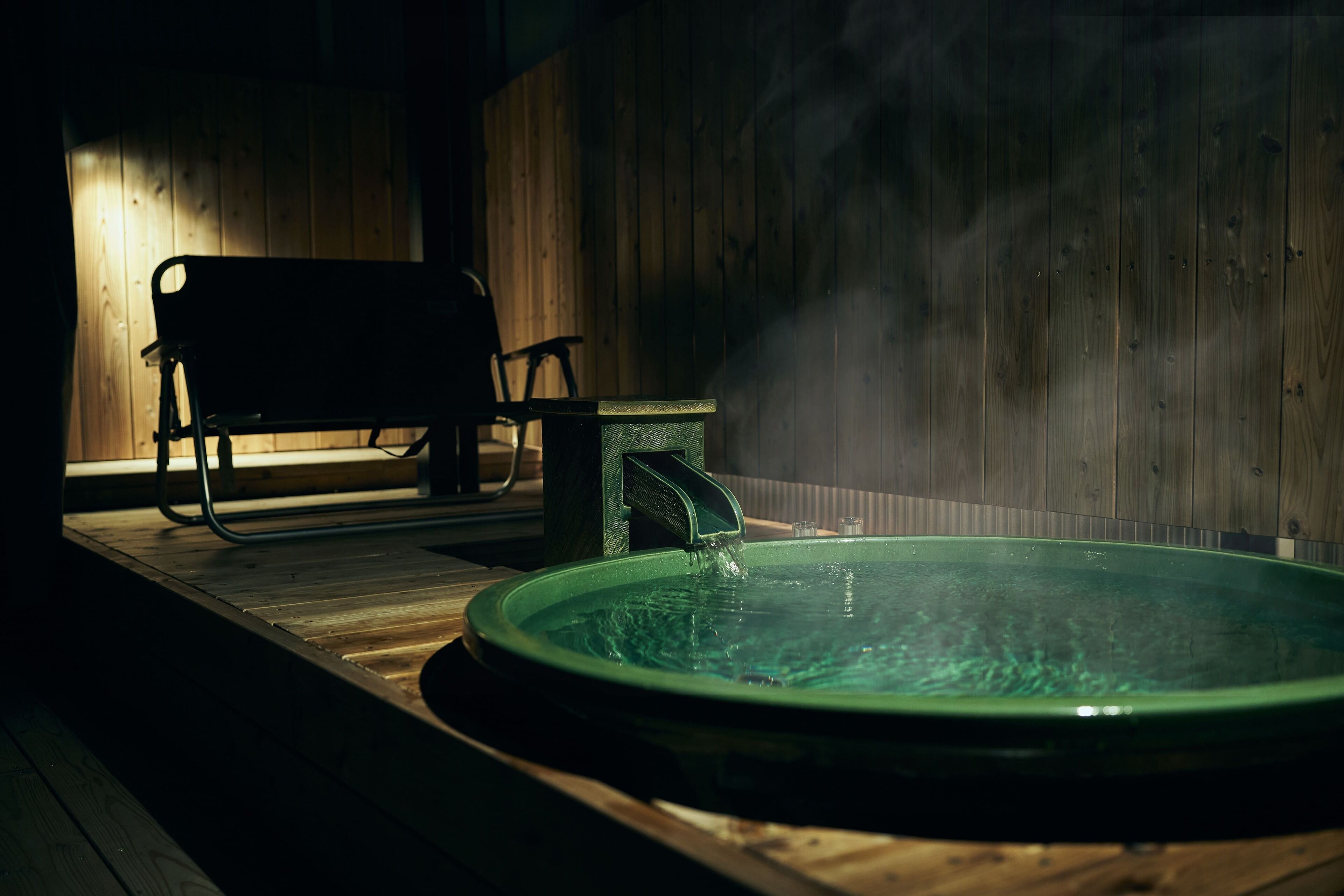 Villa, ikke-røyk (Standard, Spa) | Bad | Separat badekar og dusj, dusjhode med hydromassaje, hårføner og tøfler