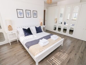 4 soverom, individuelt dekorert og individuelt innredet