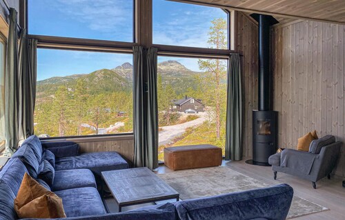 4 bedroom nice home in Tuddal