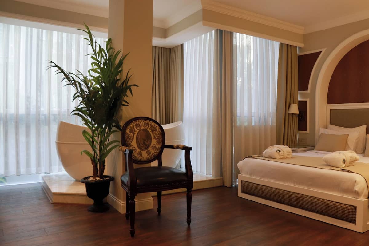 Royal-Zimmer