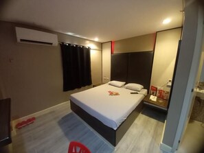 Quarto luxo | 1 quarto, Wi-Fi de cortesia