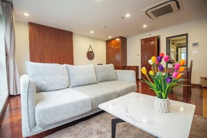 Televisión de pantalla plana, chimenea