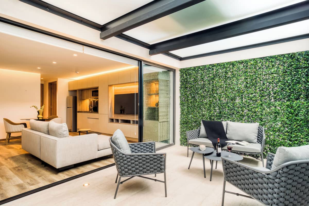 Two-Bedroom Apartment with a Terrace | Terrace/patio