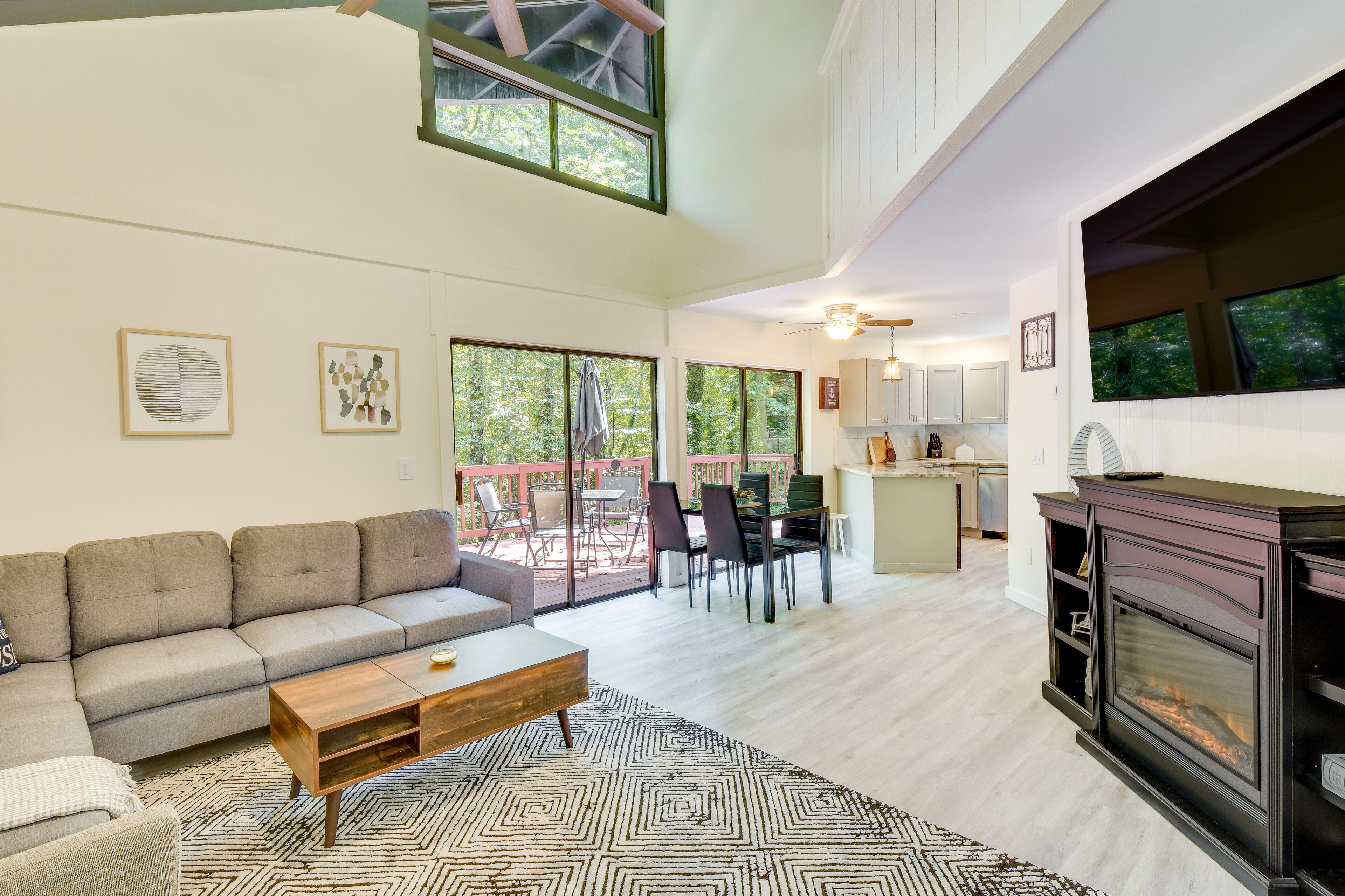 Peaceful Gainesville Cottage w/ Lake Lanier Access